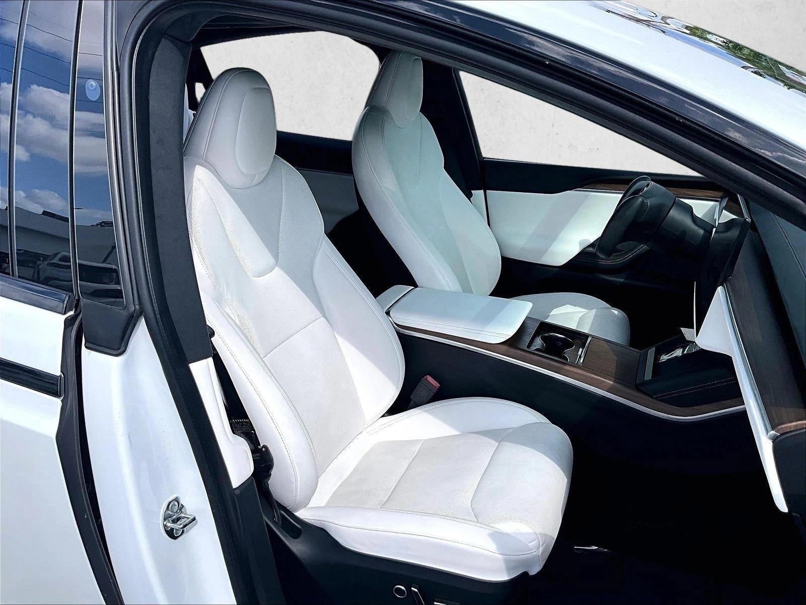2023 Tesla Model X Base