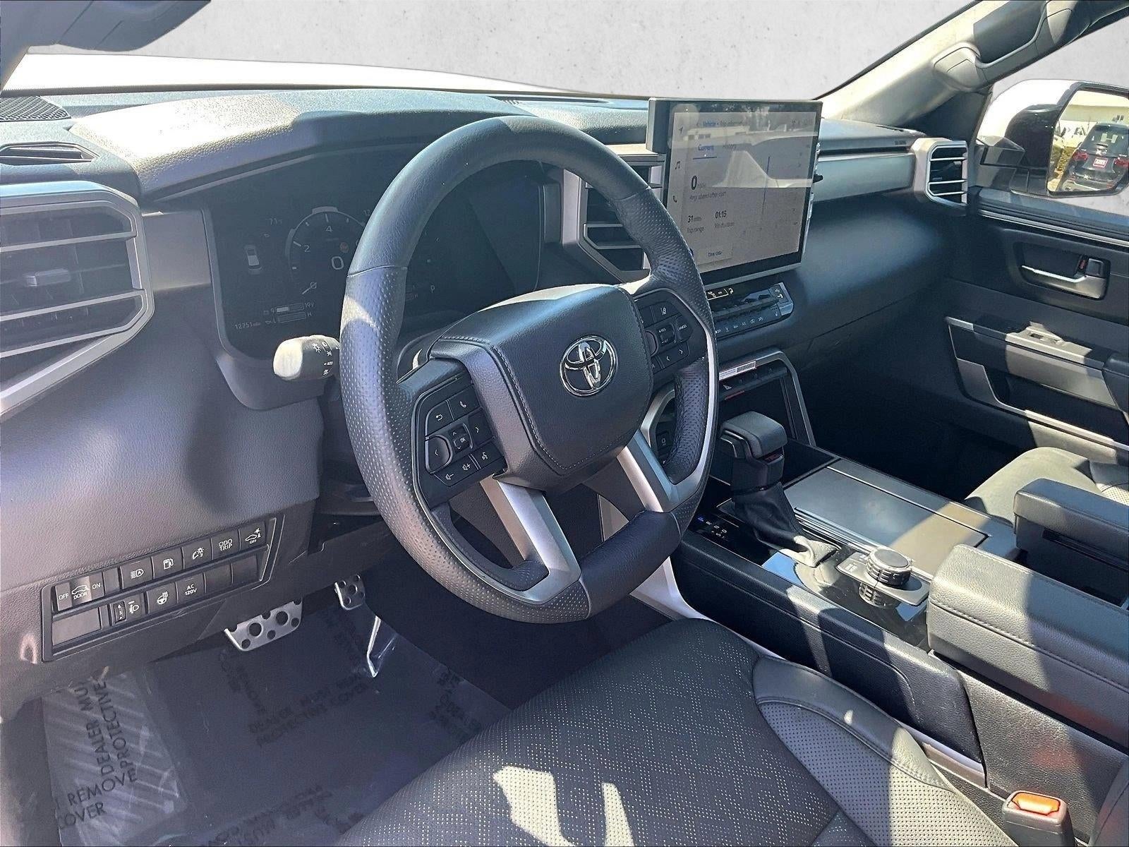 2025 Toyota Sequoia SR5