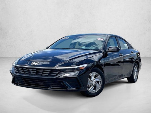 2024 Hyundai Elantra SE