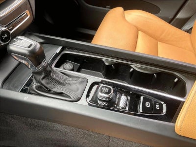 2019 Volvo XC60 Momentum