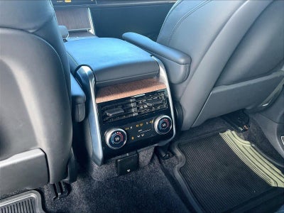 2024 Land Rover Range Rover SE
