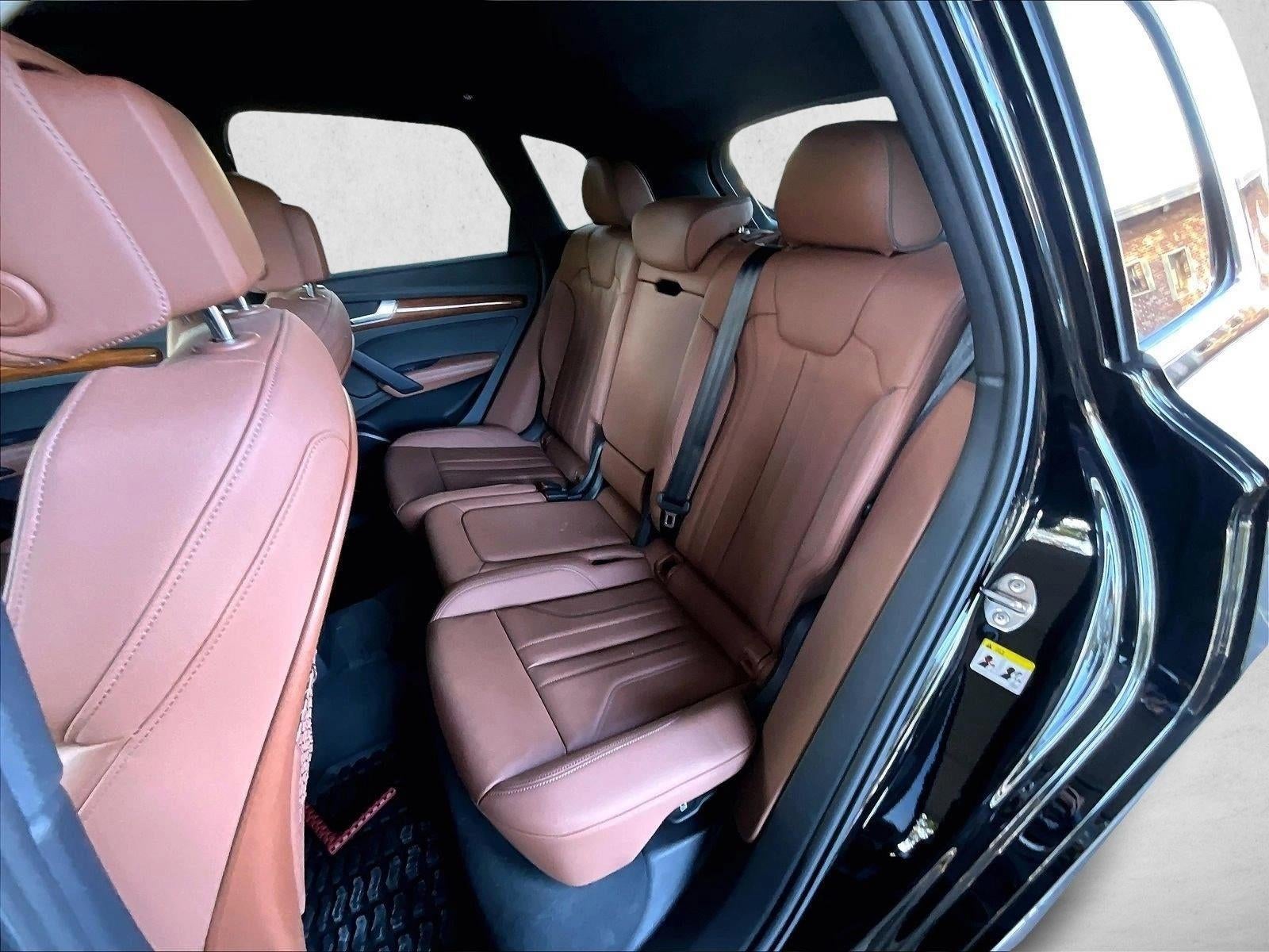 2022 Audi Q5 S line Premium Plus