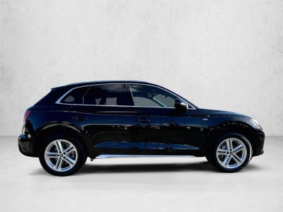2022 Audi Q5 S line Premium Plus