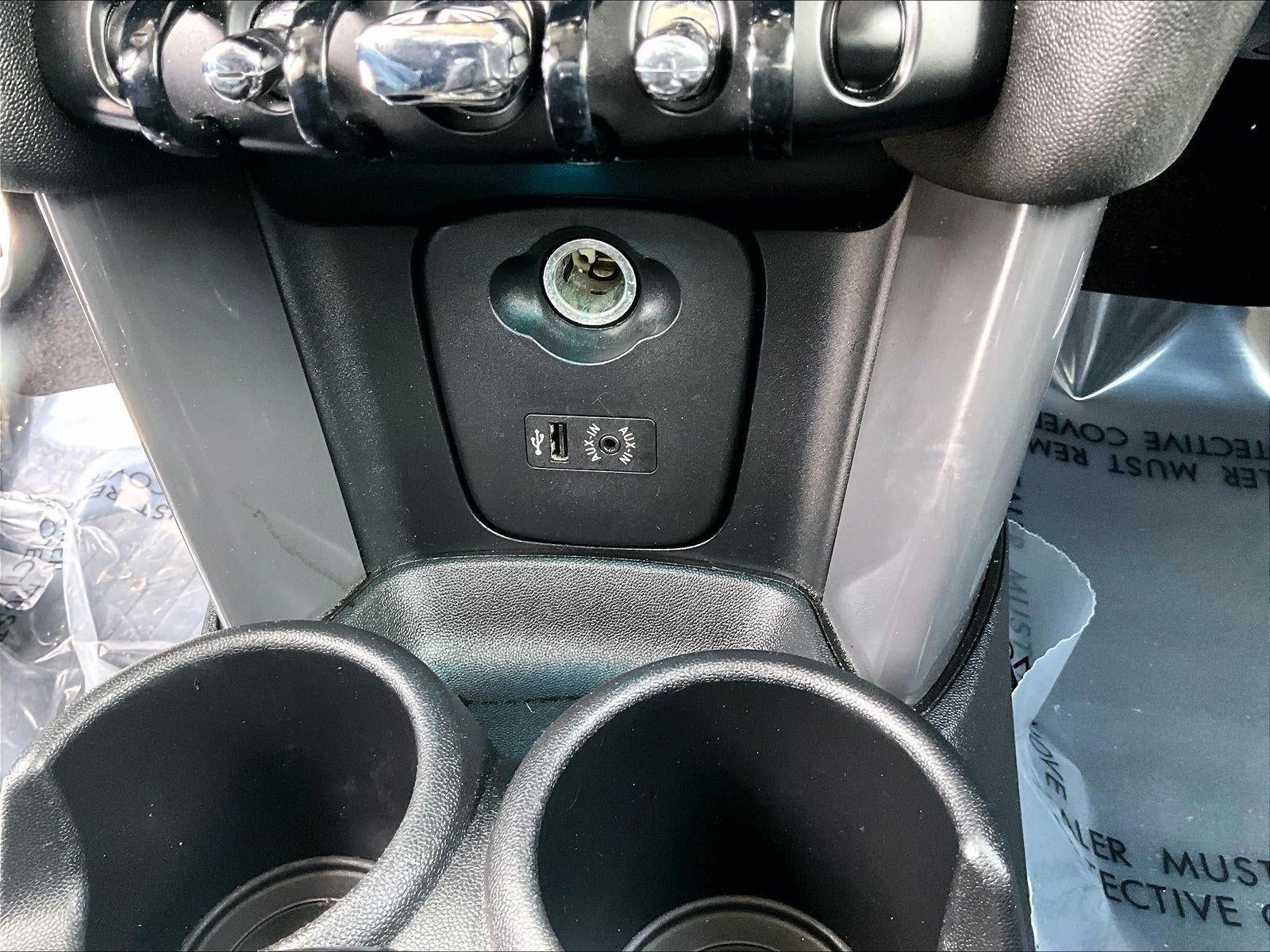 2015 MINI Hardtop Base