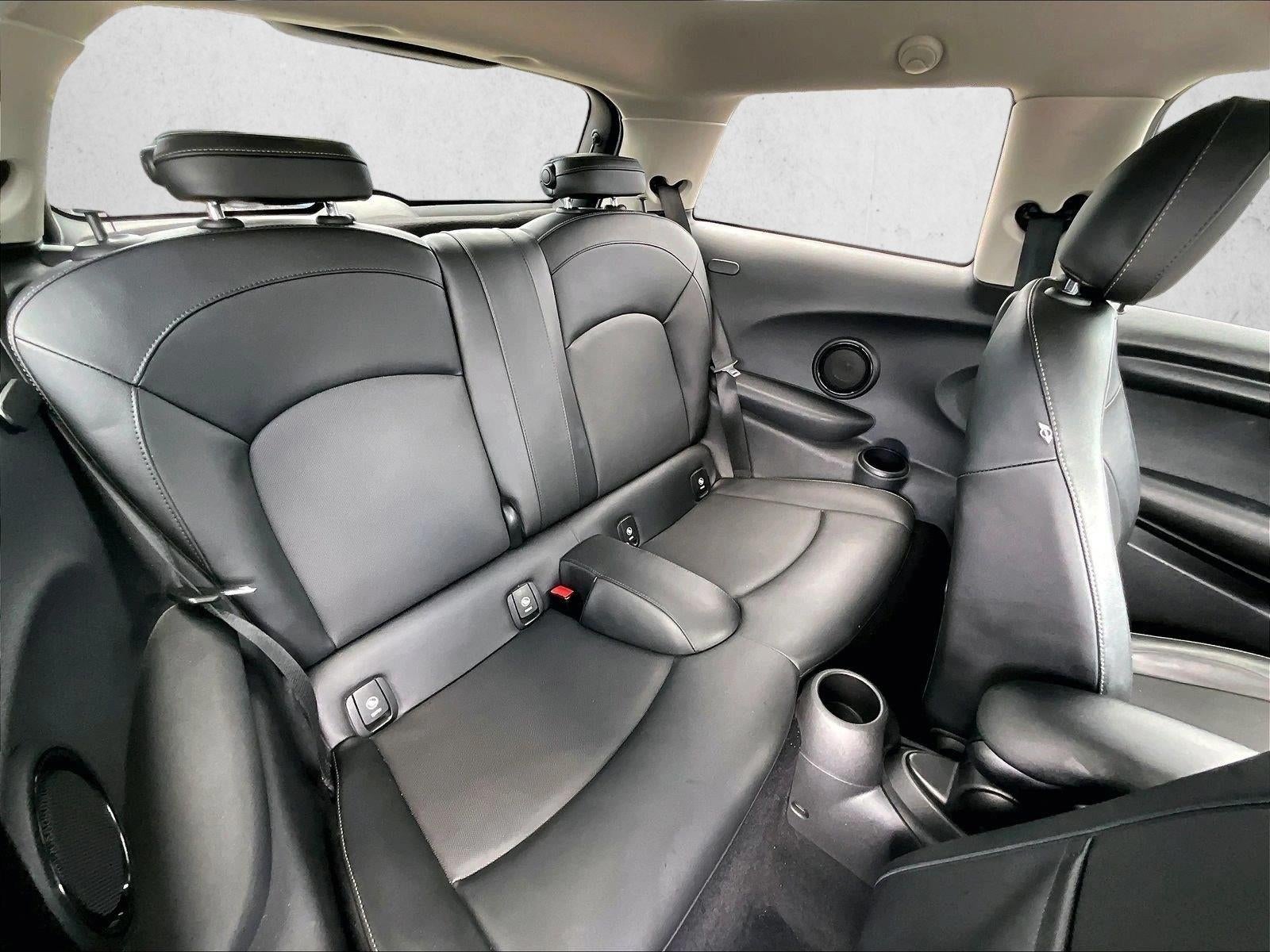 2015 MINI Hardtop Base