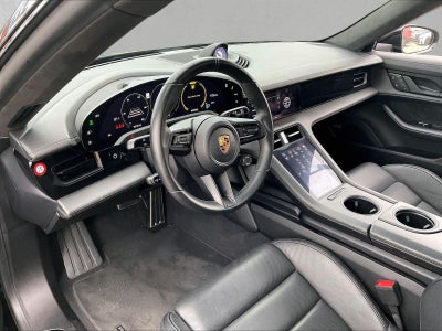 2022 Porsche Taycan GTS