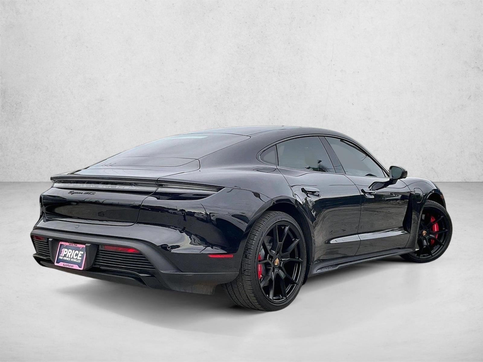 2022 Porsche Taycan GTS