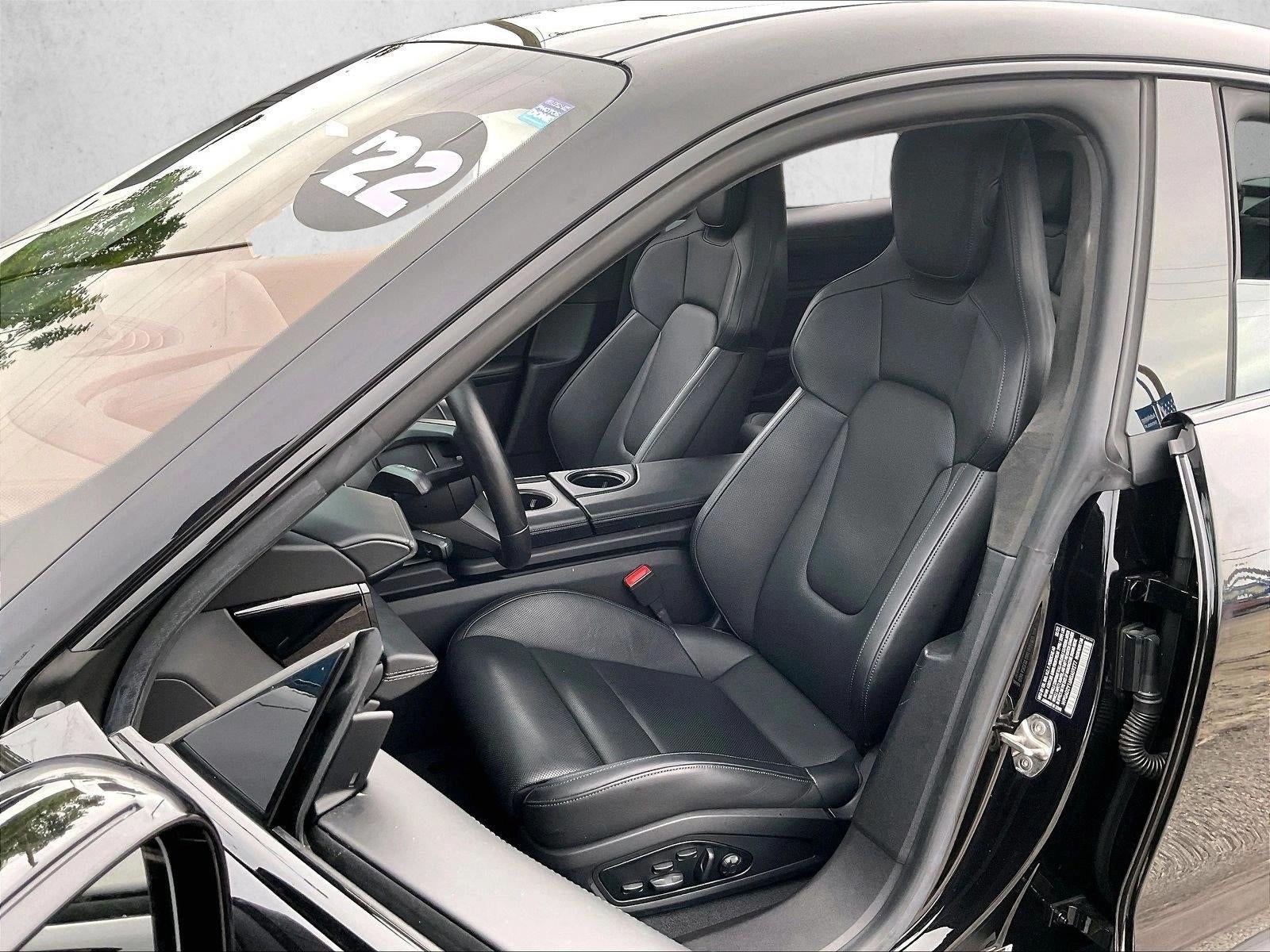 2022 Porsche Taycan GTS