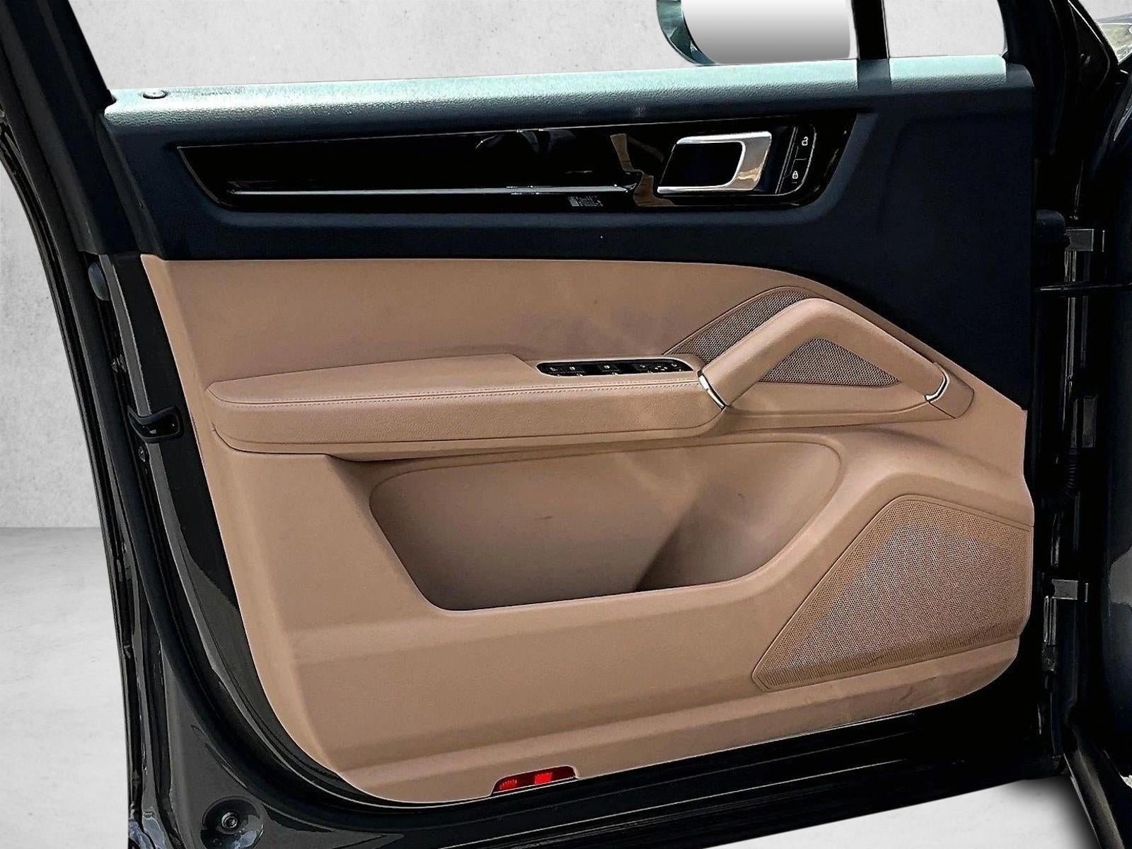 2020 Porsche Cayenne Base