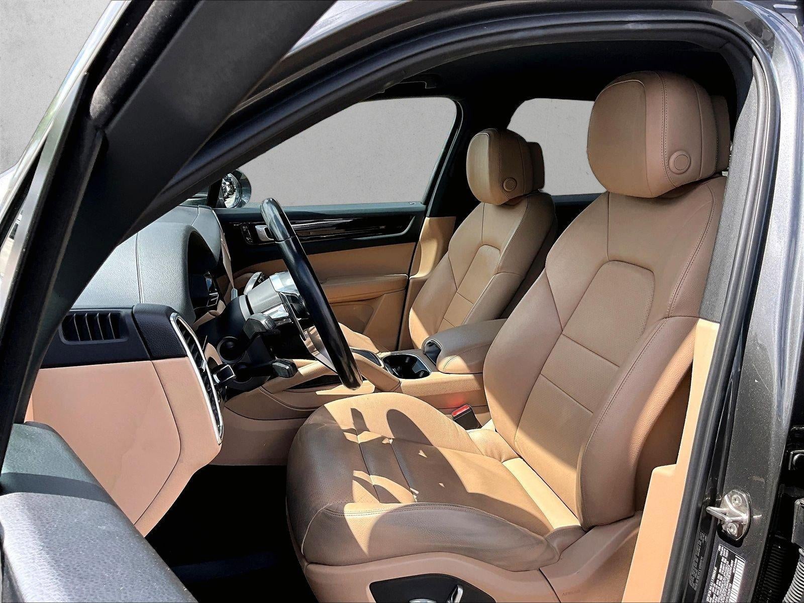 2020 Porsche Cayenne Base