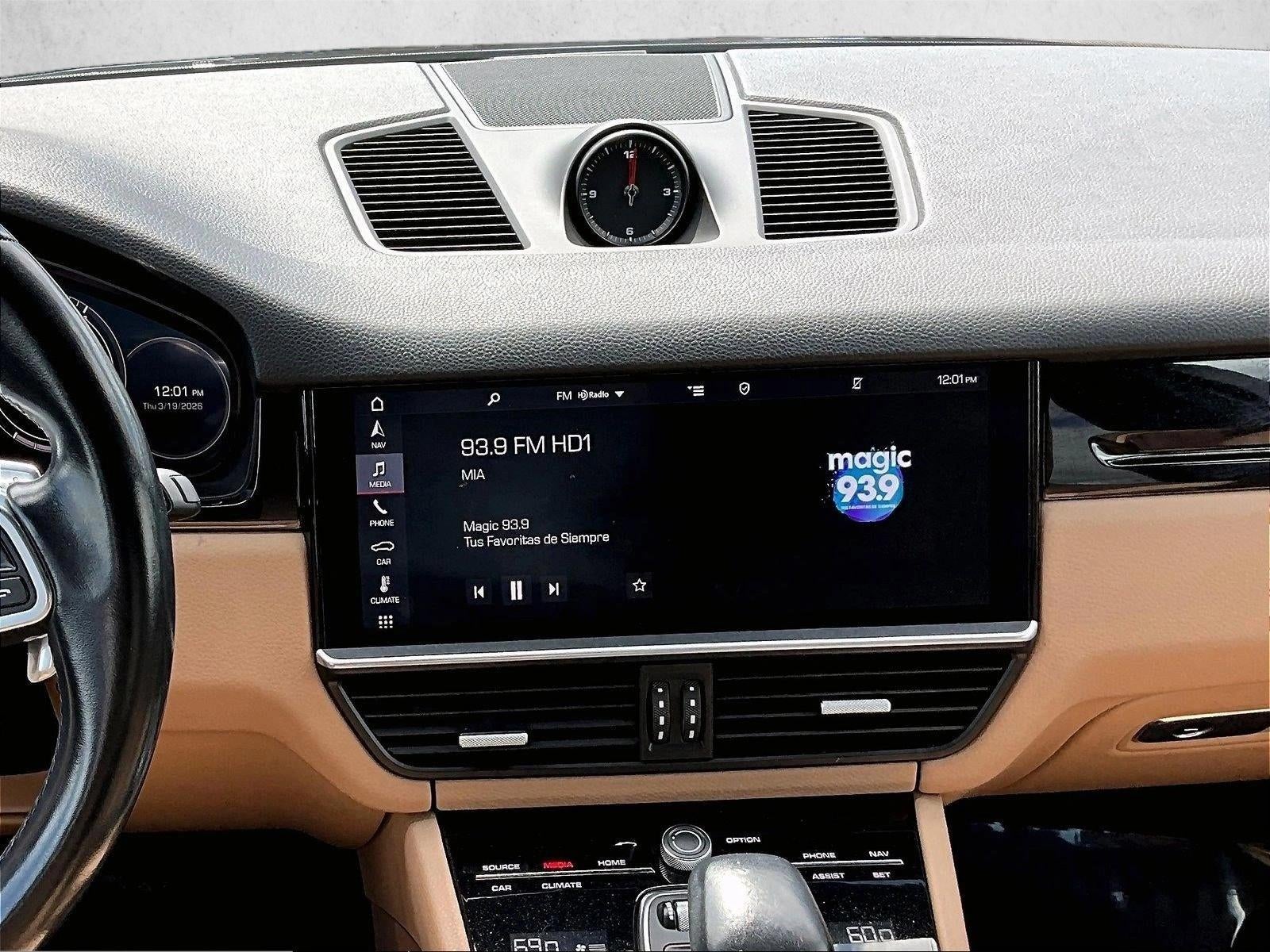 2020 Porsche Cayenne Base