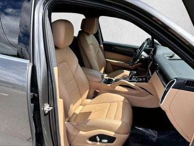 2020 Porsche Cayenne Base