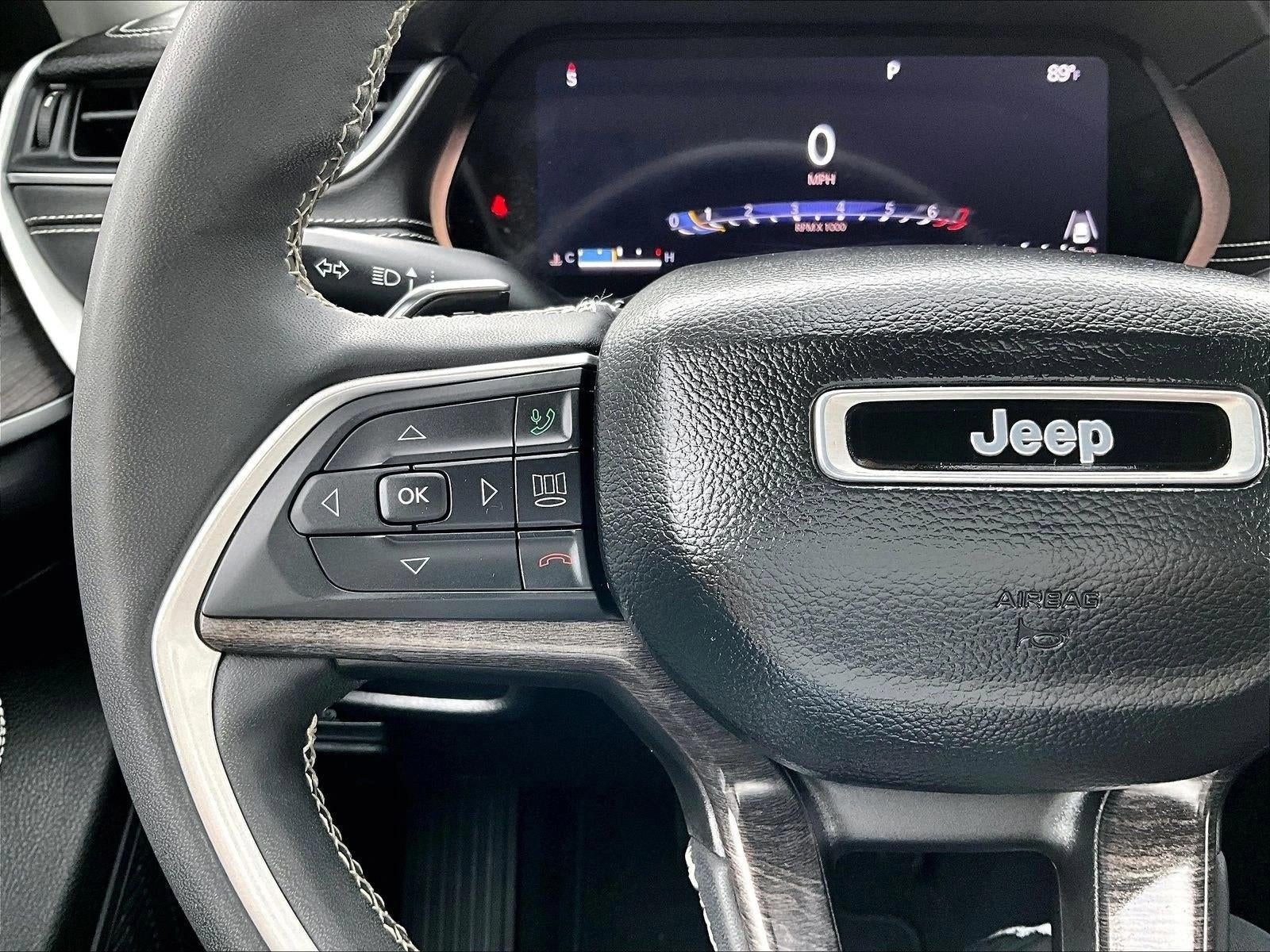 2023 Jeep Grand Cherokee Limited 4x2