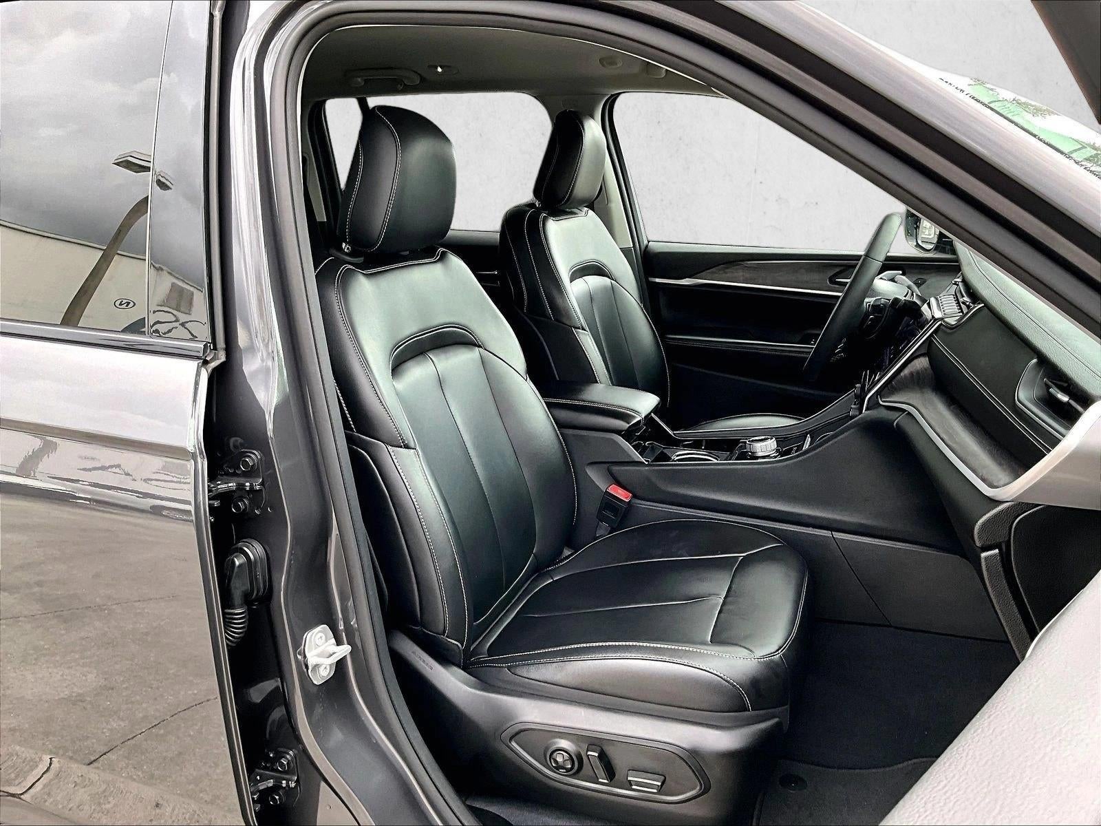 2023 Jeep Grand Cherokee Limited 4x2