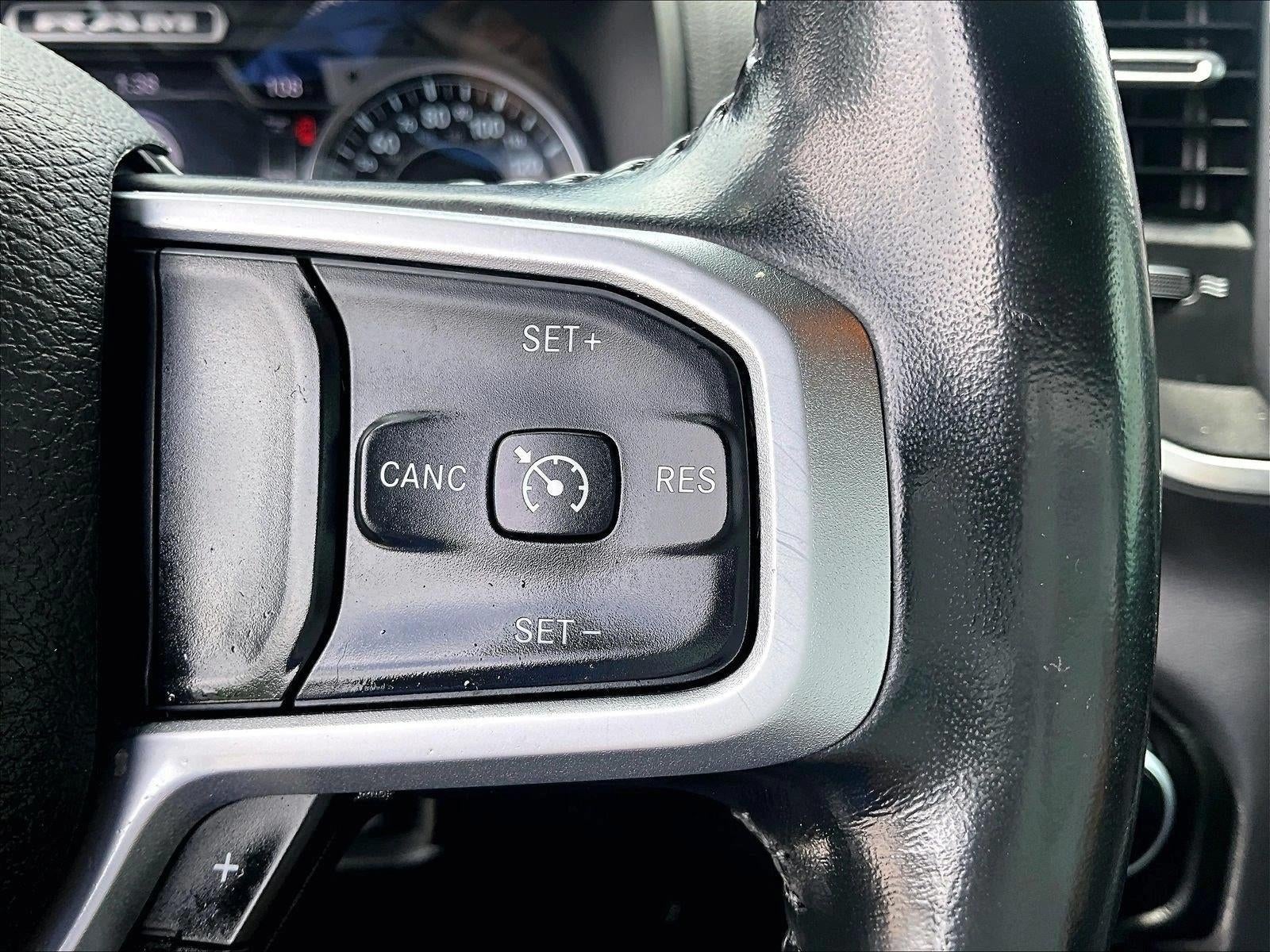 2022 RAM 1500 Big Horn Quad Cab 4x2 6'4" Box
