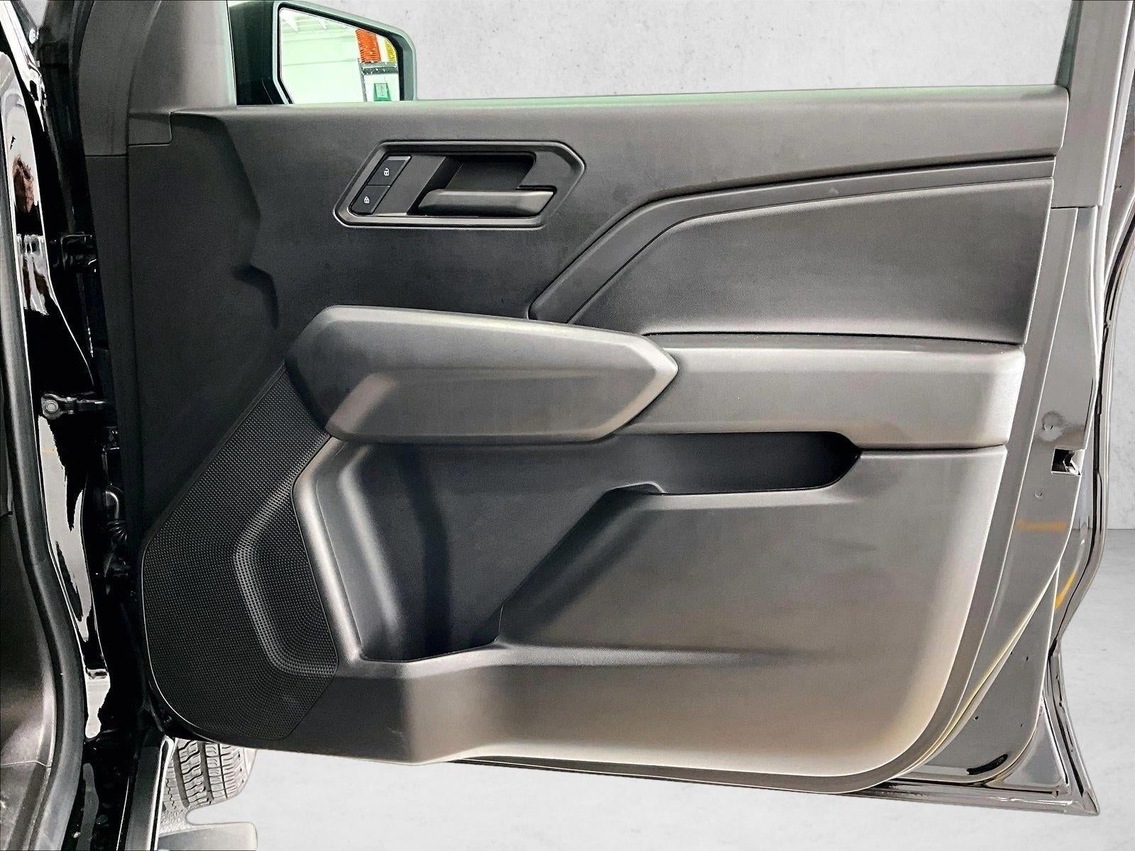 2024 Chevrolet Colorado WT