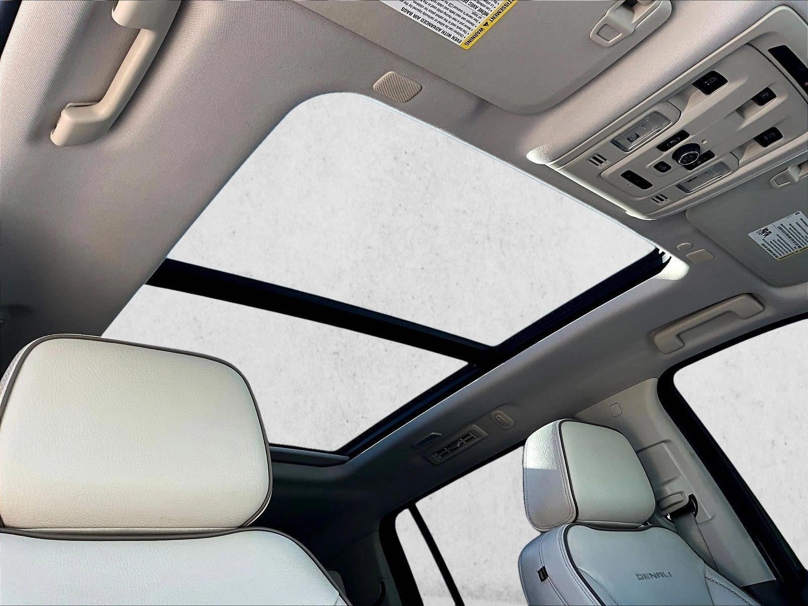 2021 GMC Yukon XL Base