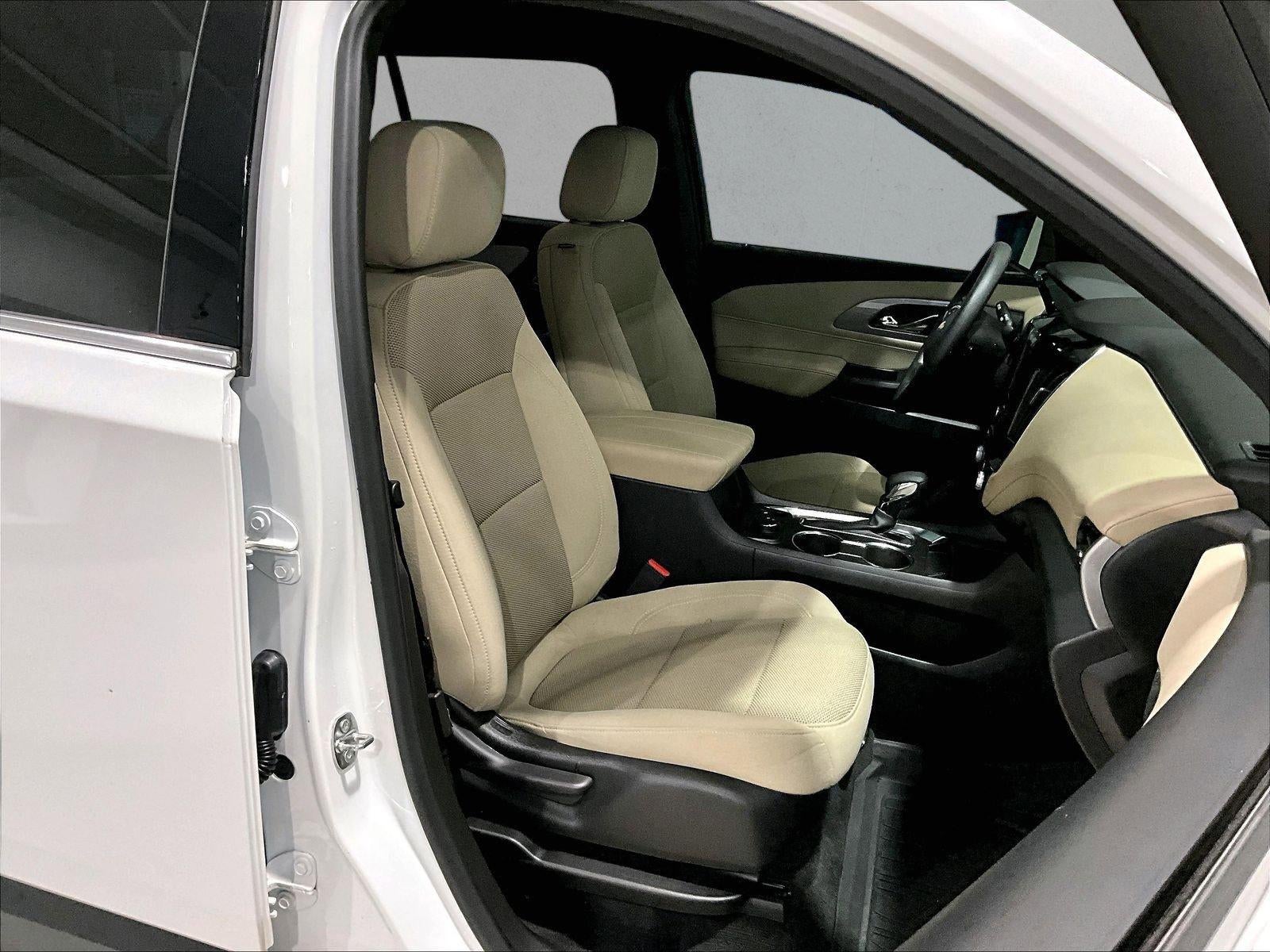 2022 Chevrolet Traverse LS
