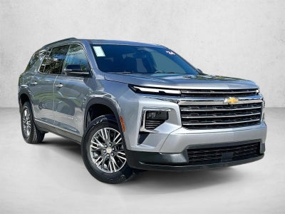 2024 Chevrolet Traverse LT