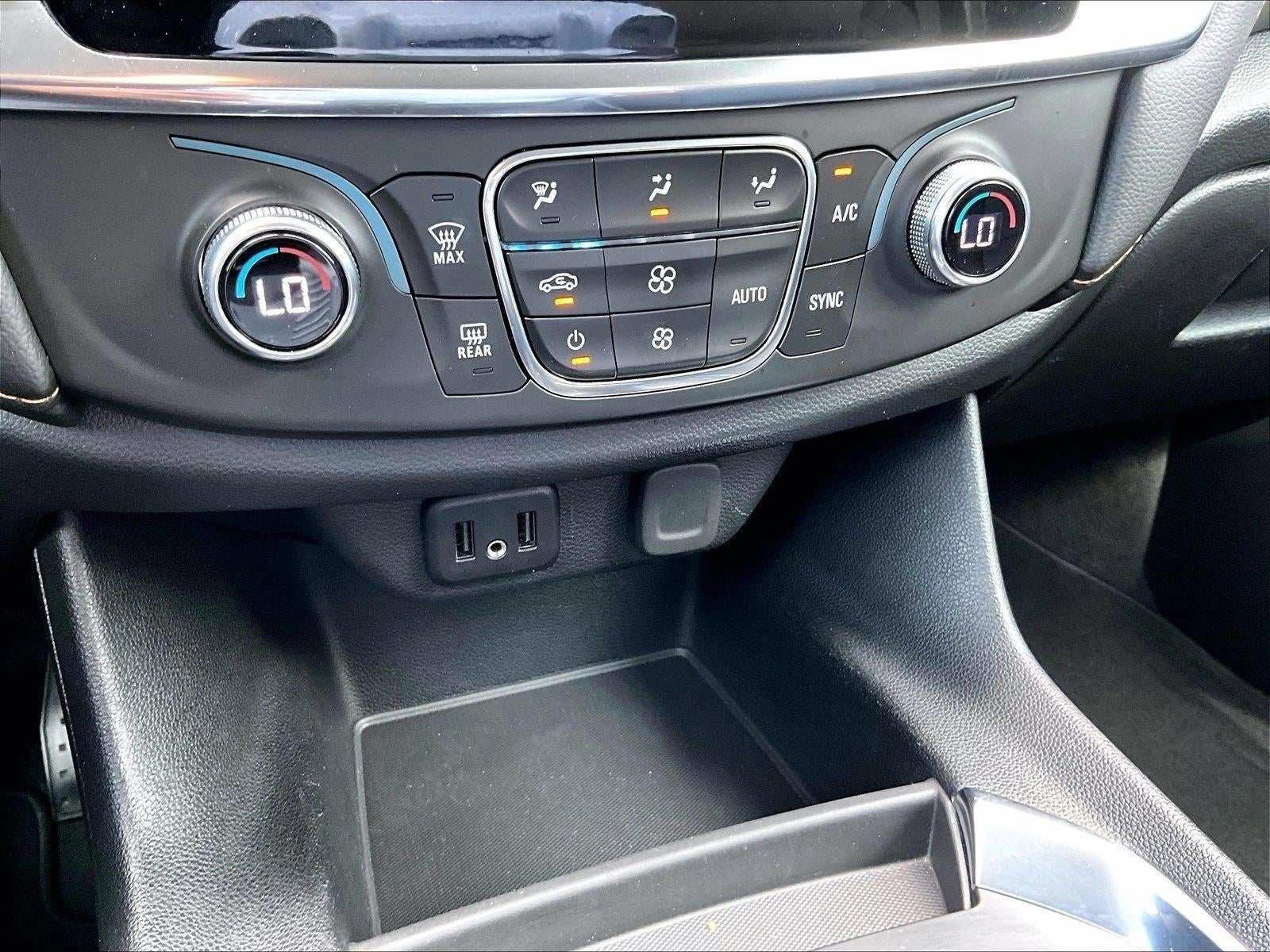 2021 Chevrolet Traverse LT Cloth