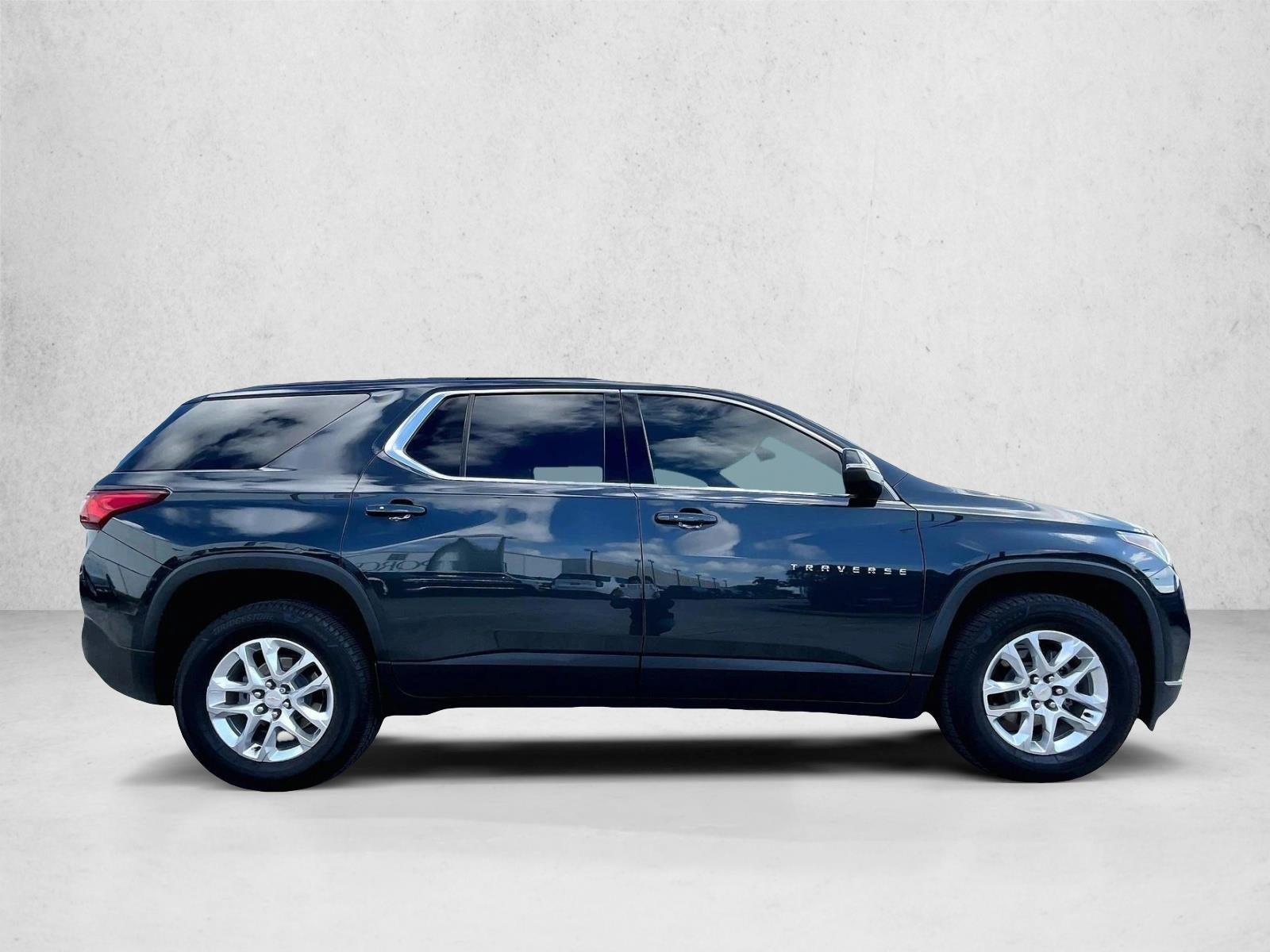 2021 Chevrolet Traverse LT Cloth