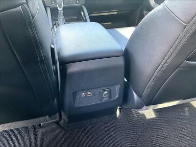 2024 Nissan Frontier Crew Cab SL 4x2
