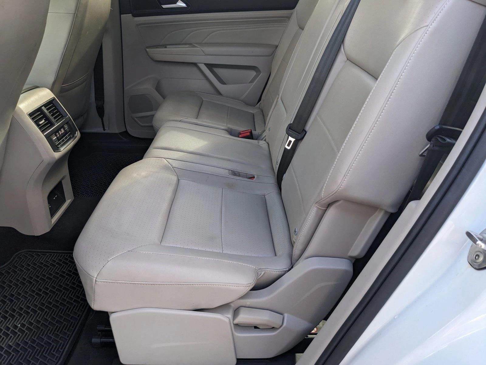 2022 Volkswagen Atlas 2.0T SE w/Technology