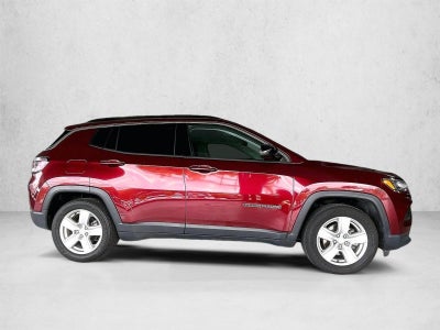 2022 Jeep Compass Latitude FWD