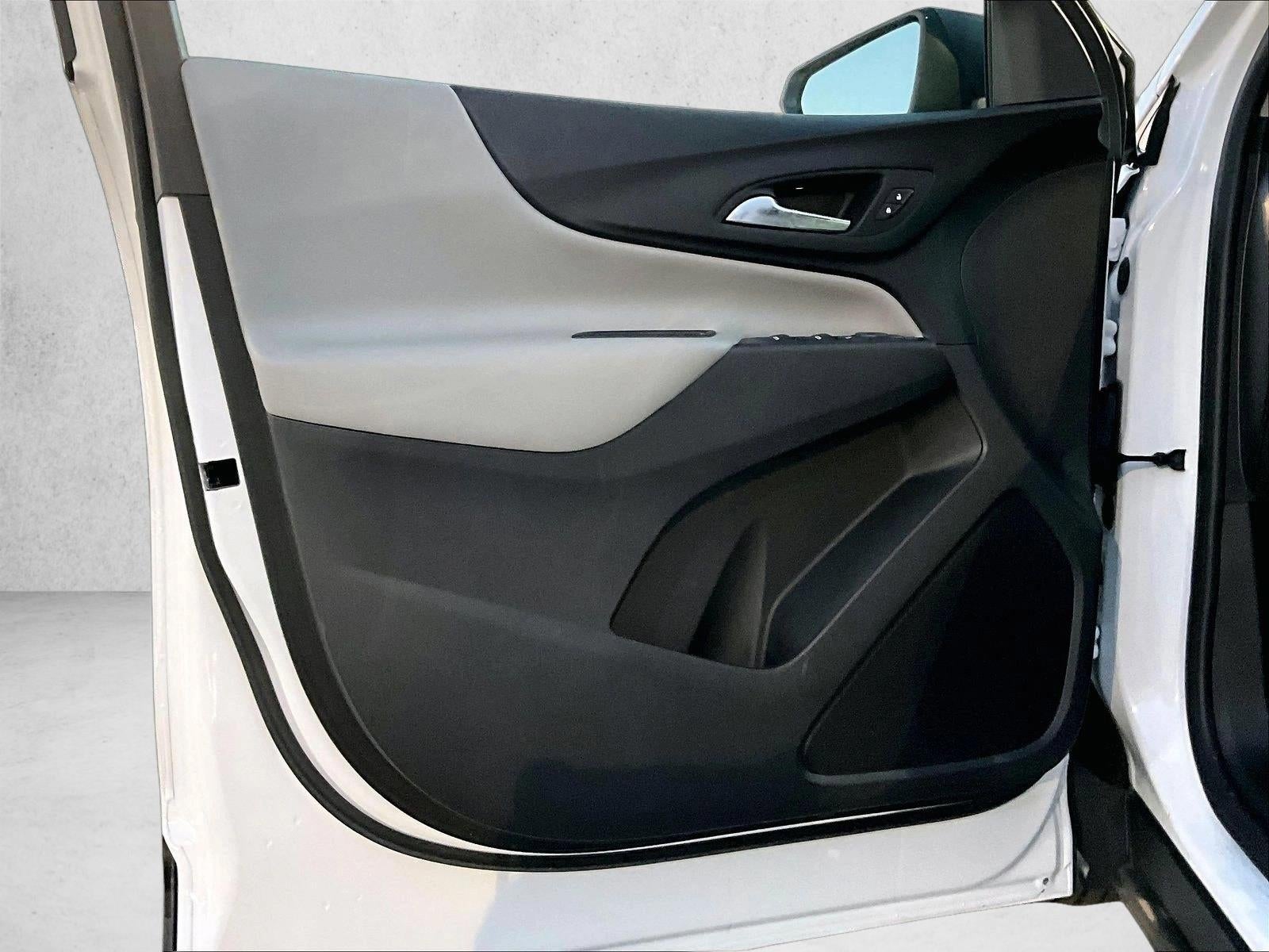 2024 Chevrolet Equinox Base