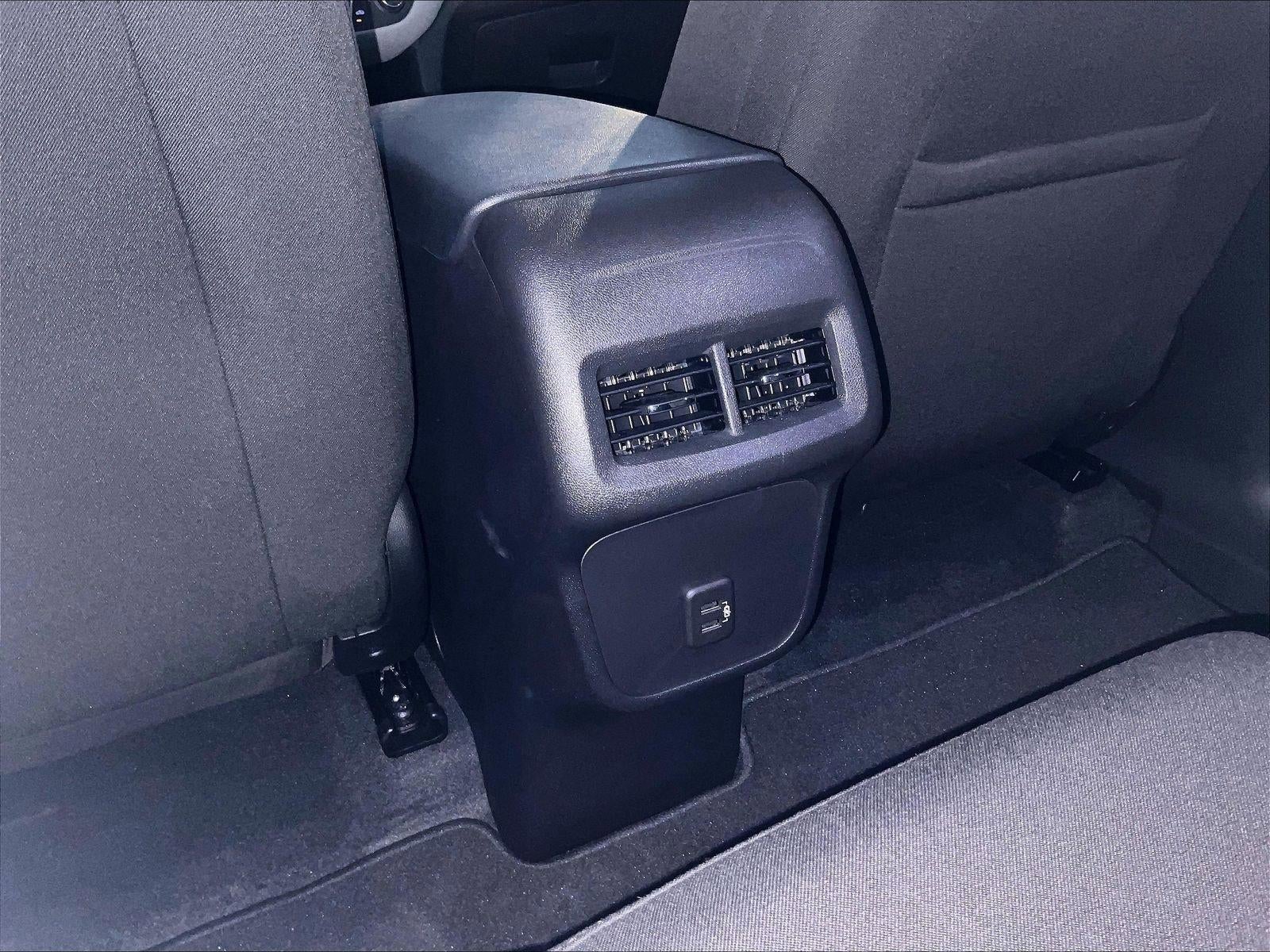 2024 Chevrolet Equinox Base