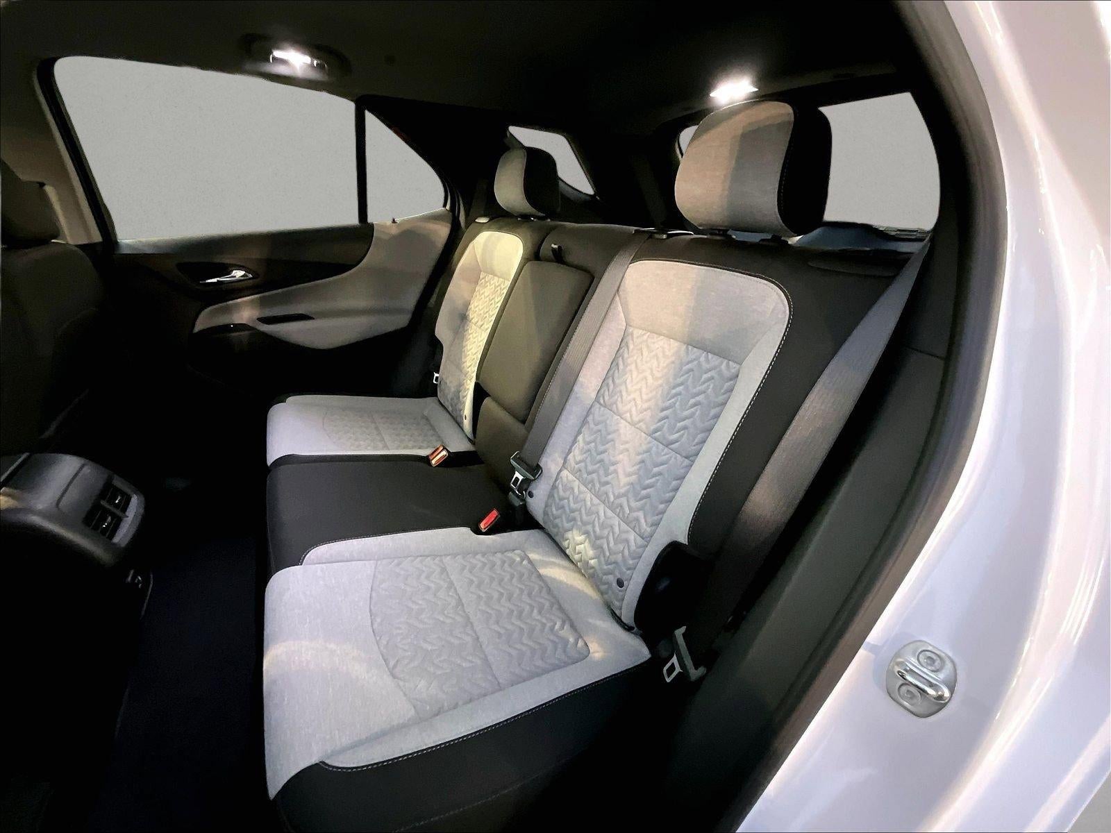 2024 Chevrolet Equinox Base