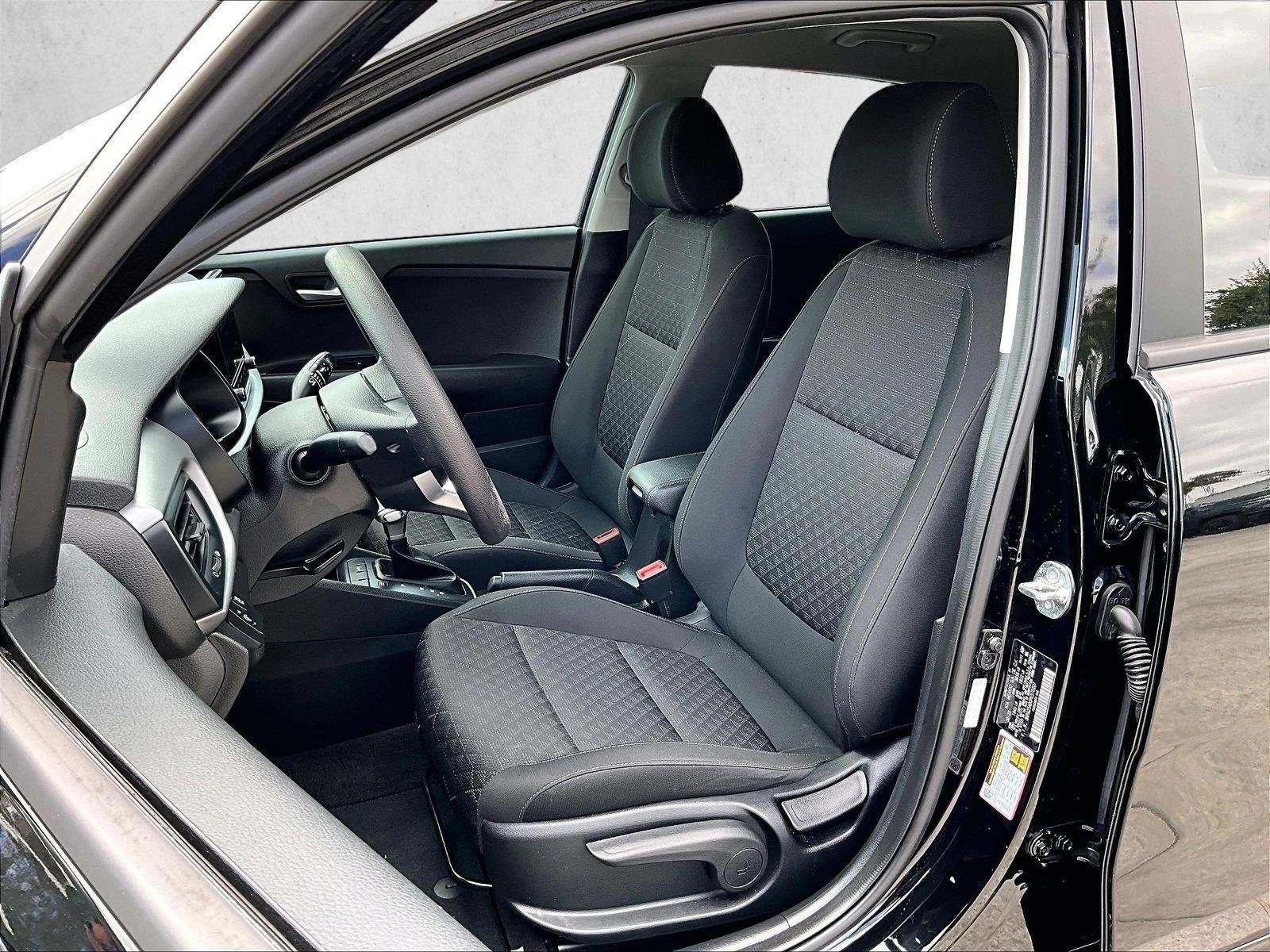 2023 Kia Rio 5-Door S