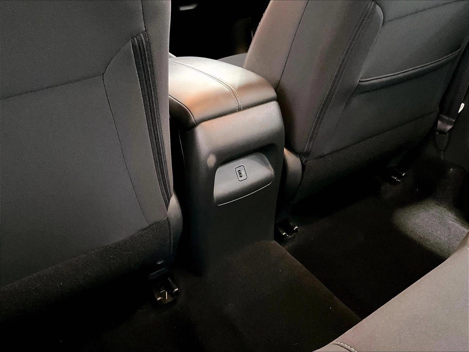 2023 Nissan Sentra SV Xtronic CVT