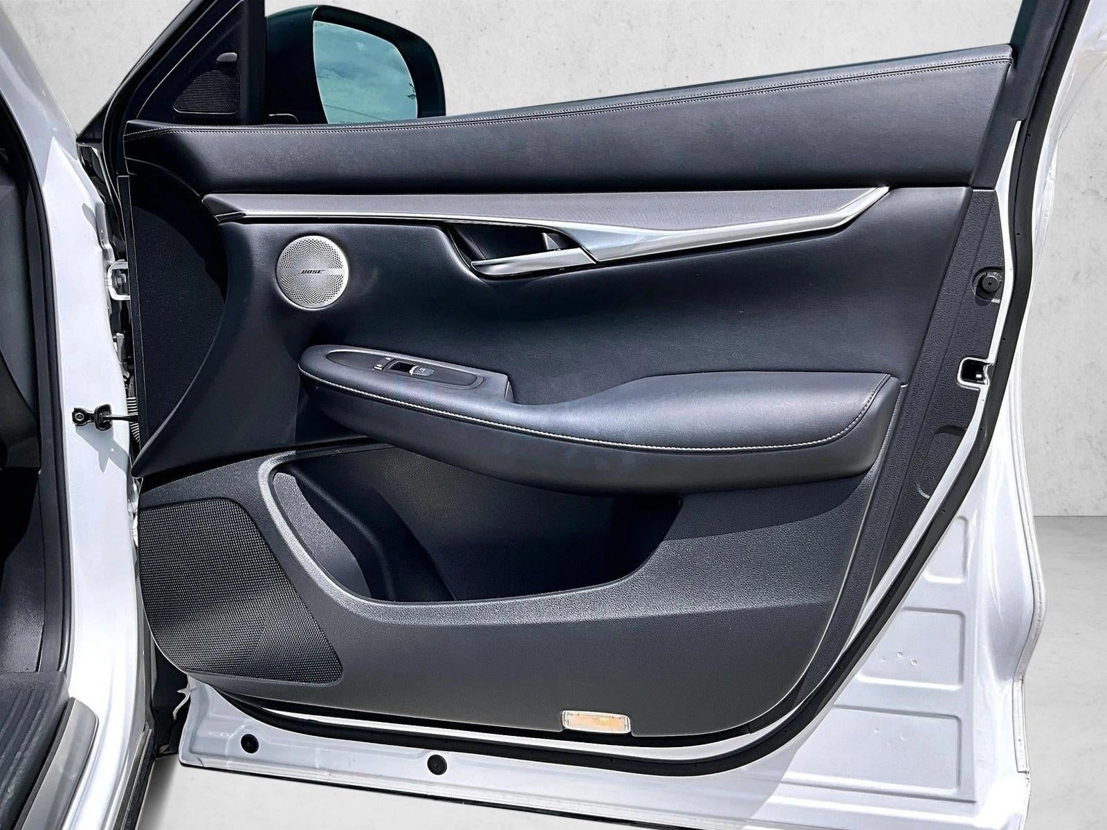 2023 INFINITI QX50 LUXE