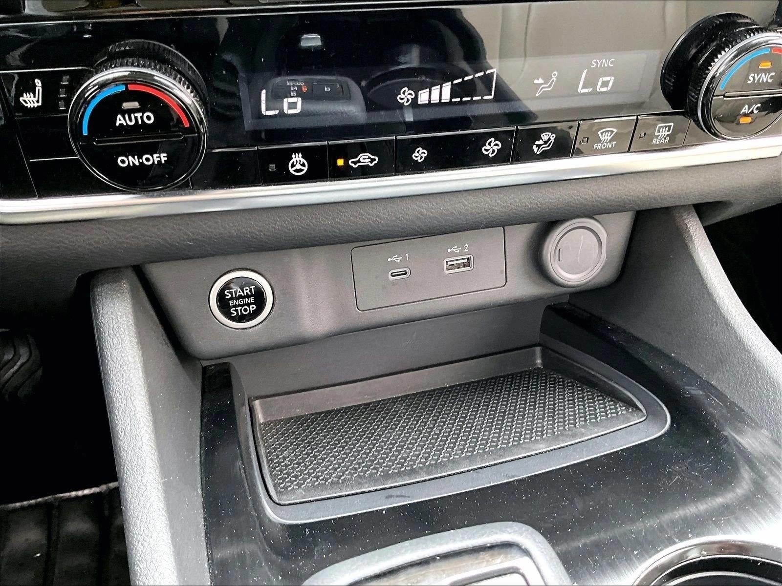 2022 Nissan Rogue SV