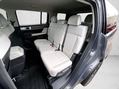 2025 Hyundai Santa Fe SE