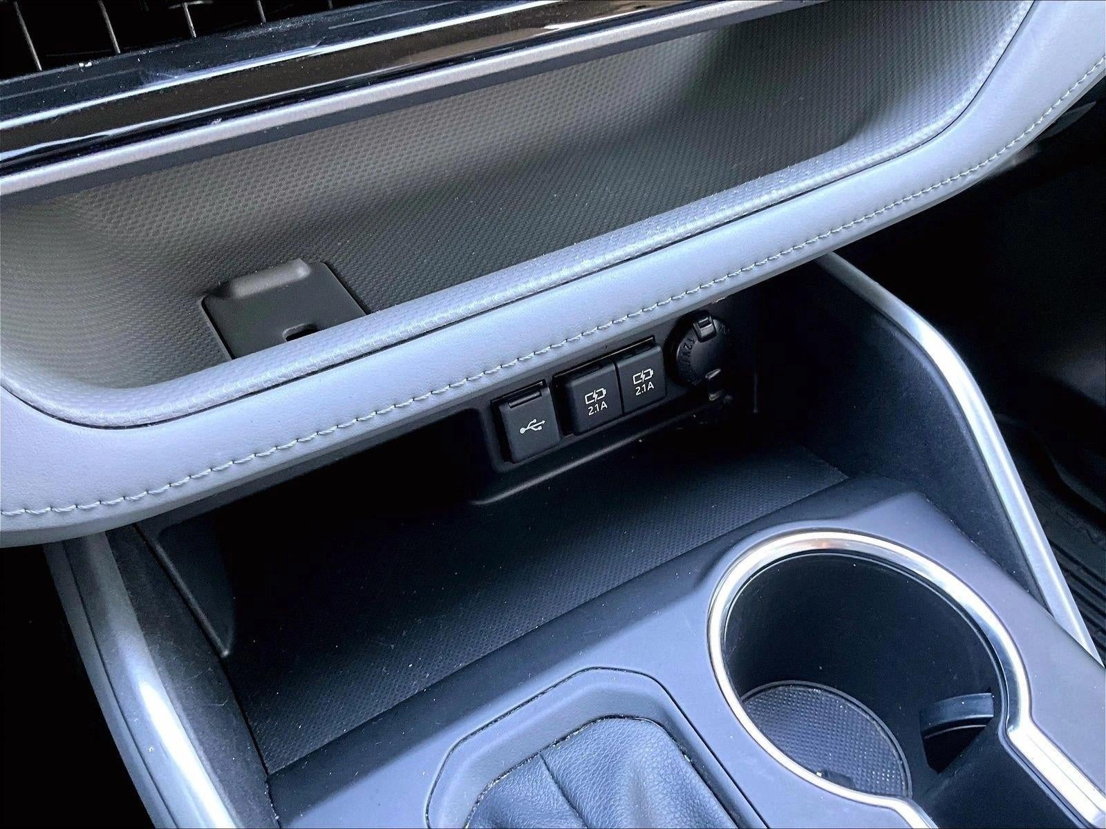 2021 Toyota Highlander L