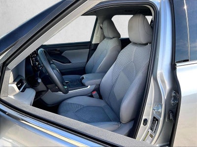 2021 Toyota Highlander L