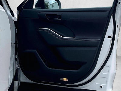 2021 Toyota Highlander Hybrid LE