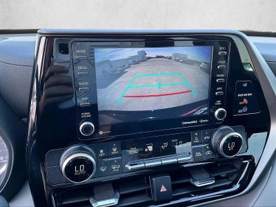 2021 Toyota Highlander LE