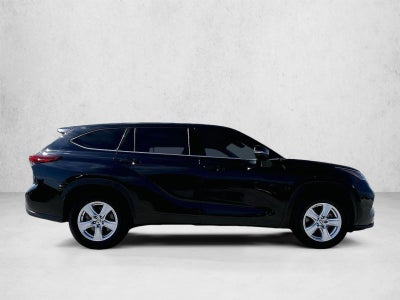2021 Toyota Highlander LE