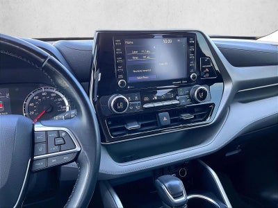 2021 Toyota Highlander LE