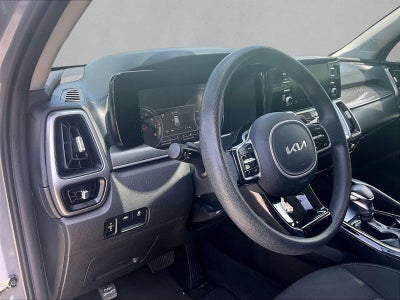 2022 Kia Sorento LX