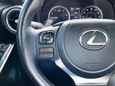 2022 Lexus IS 