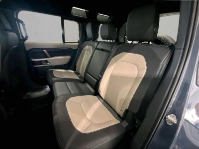 2023 Land Rover Defender X-Dynamic SE