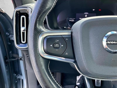 2021 Volvo XC40 Recharge Pure Electric Base