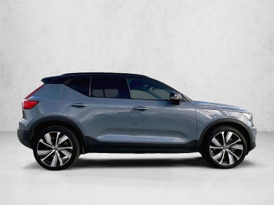 2021 Volvo XC40 Recharge Pure Electric Base