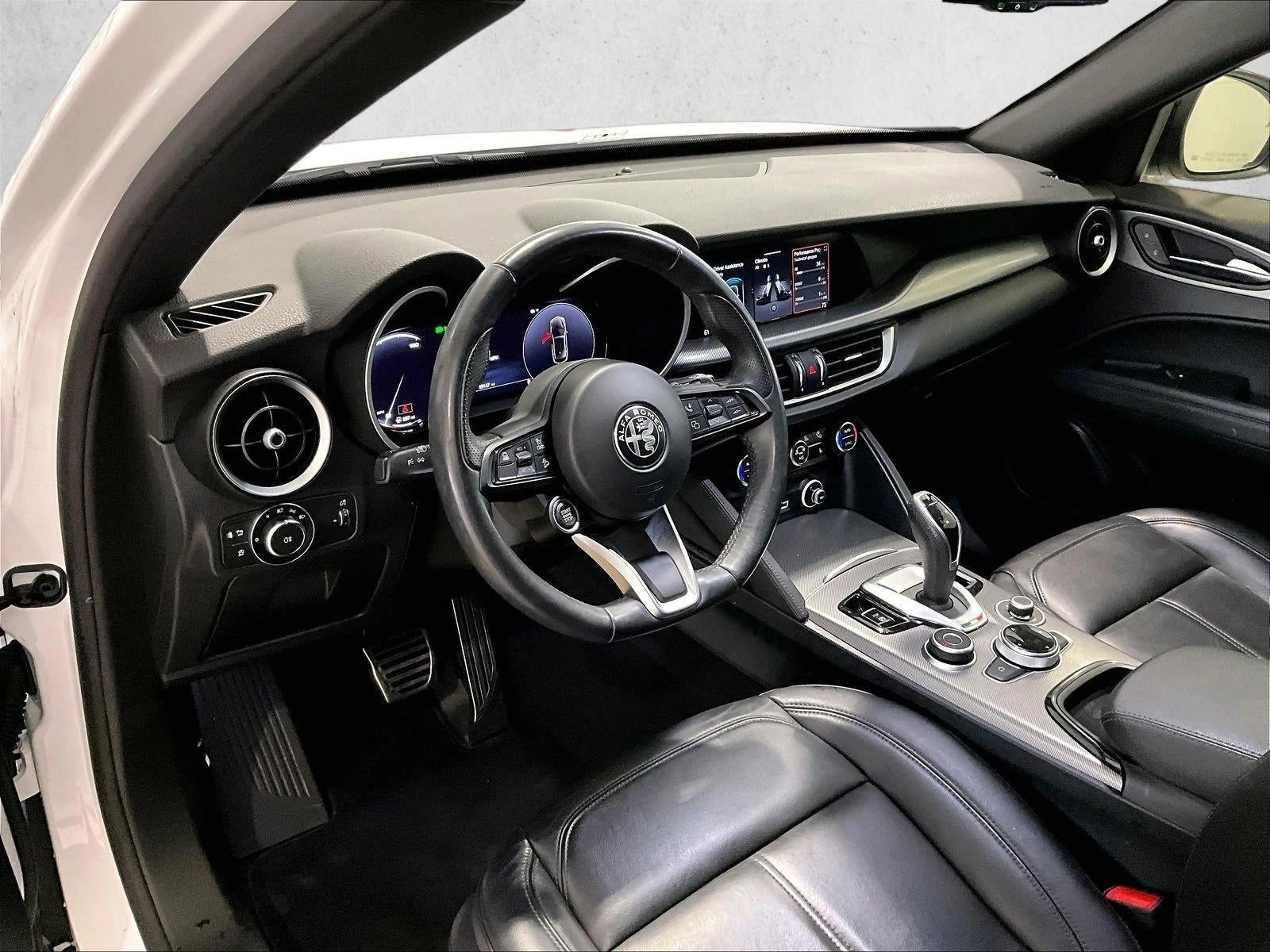 2024 Alfa Romeo Stelvio Ti