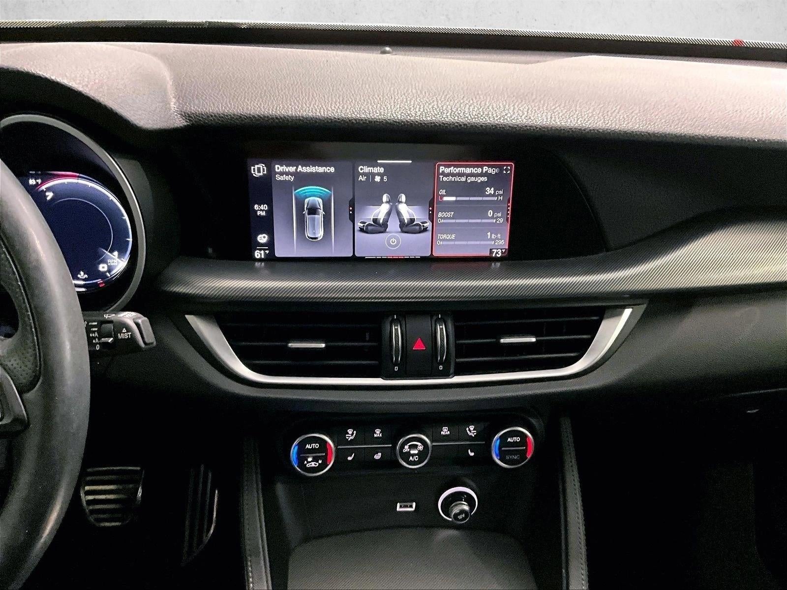 2024 Alfa Romeo Stelvio Ti
