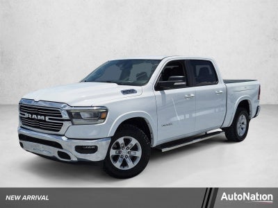 2020 RAM 1500 Laramie Crew Cab 4x4 5'7" Box